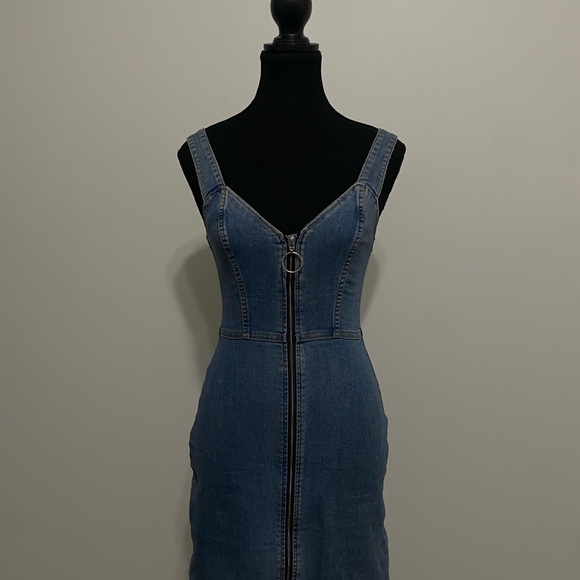 Cute Denim Dress - Picture 3 of 10